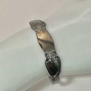William Rogers Oneida silver tone spoon cuff bracelet
